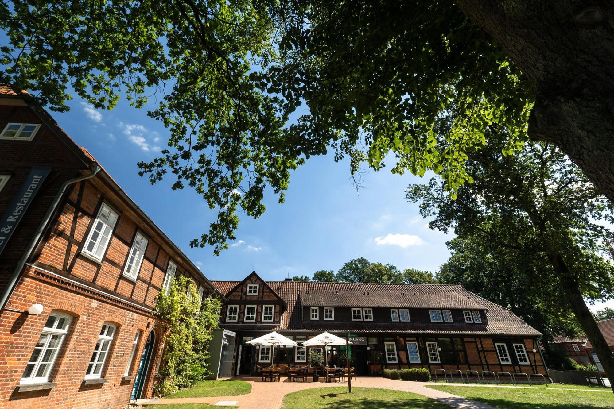 B M Hotel Im Ludwig- Harms- Haus 헤르만스부르크 외부 사진