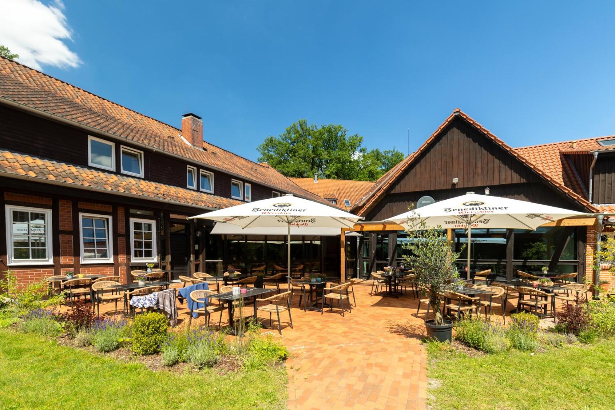 B M Hotel Im Ludwig- Harms- Haus 헤르만스부르크 외부 사진