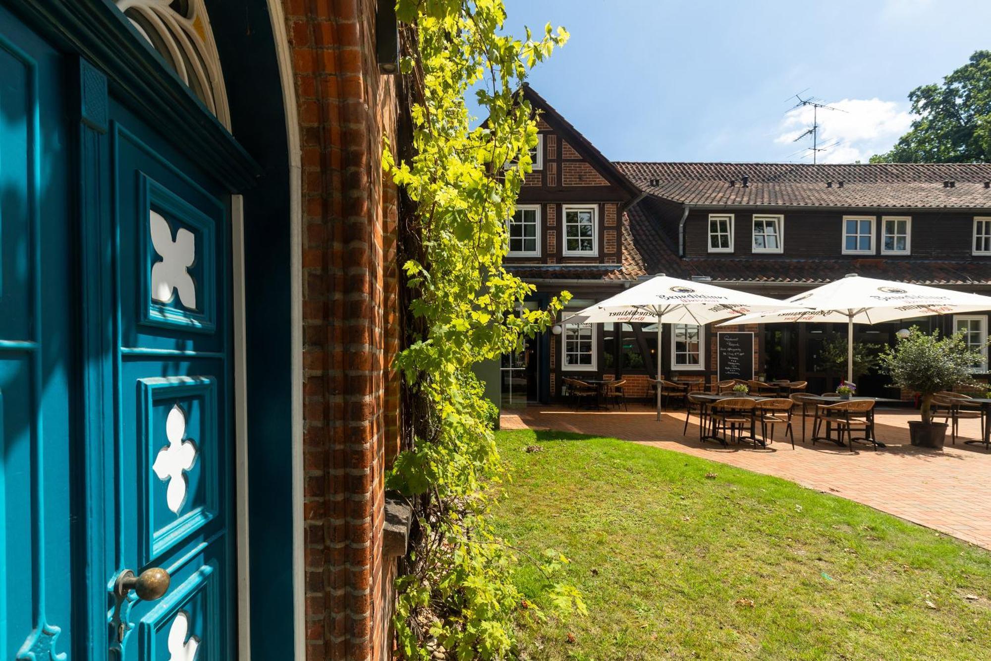 B M Hotel Im Ludwig- Harms- Haus 헤르만스부르크 외부 사진
